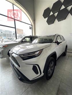 تۆیۆتا ڕاڤ 4